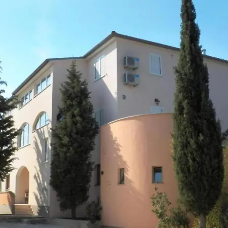With No Balcony *